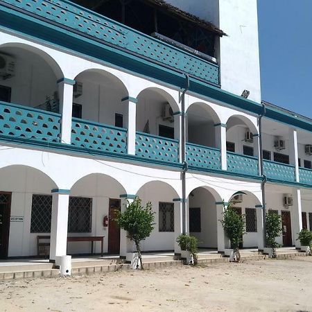 Cefa Hostel Dar es Salaam Exterior foto